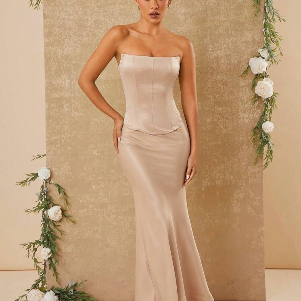 L'Amorae 2 PCS Satin Corset Top & Mermaid Skirt set